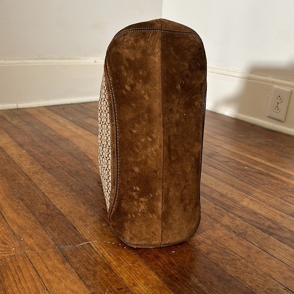 Coach Signature Large Satchel - Picture 6 of 13